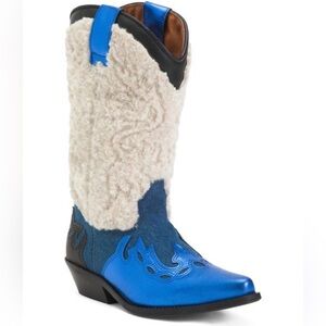 Blue and Cream Ankle Boots western booti sierra teddy size 7 new